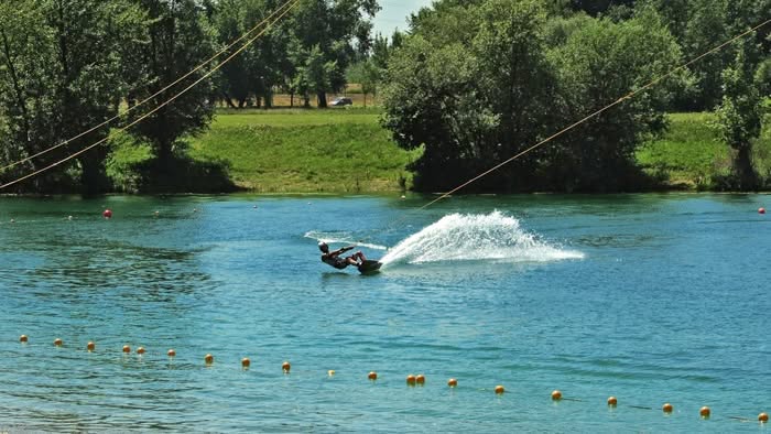 Jarun. Malo jezero, skijanja na vodi 2014. godine